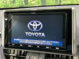 【大画面ナビ】人気の大型9インチナビを装備。存在感のある大画面はインパクト大!ナビ利用時のマップ表示は見やすく、テレビやDVDは臨場感がアップ!いつものドライブがグッと楽しくなります♪
