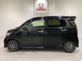 購入後も自社指定整備工場完備でお客様の愛車をしっかりサポート致します!御納車時には安全かつ安心してお乗り頂けるようホンダ専門知識を持つ整備スタッフが点検・整備・装備も説明をしてお渡ししております。