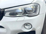 ●LEDヘッドライト:夜間走行時も良好な視界を確保し安心して運転できる高輝度LEDヘッドライトを装備!点灯速度が早く、消費電力も抑えられています。