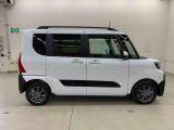 軽自動車、小型車を中心に常時300台展示車を御用意させて頂いております