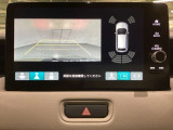 バックでの車庫入れも安心です! リアカメラが付いているバックモニター付のナビを装備しております。操作線もついており距離感も画面から確認できます。