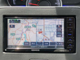 ケンウッド製メモリーナビゲーション付き。地デジTVやBluetooth接続も可能。