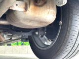 お車を安心してお乗りいただく為には、足回りの定期点検が欠かせません。サービスサポート(有償保証)では無料点検もご提供しており、安心のカーライフをお過ごしいただけるサポート体制が整っています。