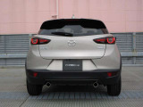 CX-3が本来持っている先鋭さを研ぎ澄ませながら、より魂動デザインを深化。上質さを磨き上げ、クオリティを追求したデザインを実現しました。