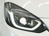 ◆LEDヘッドライト+デイタイムランニングランプ◆主流のLEDヘッドライトに、日中でも他者からの視認性を良くするデイタイムランニングランプ装備!スタイリッシュでかっこよく仕上がっています。