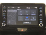 純正ナビを装備。タッチパネル式で使いやすく、お出かけもラクラクです。