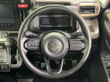 【ステアリングスイッチ】運転中、前方から目線をそらすことなく、オーディオ等の操作が可能な便利機能!安心&快適なドライブを演出してくれます♪