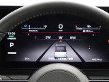 【メーターパネル】素早く車の情報が読み取れる、視認性に優れたシンプルなデザインのメーターパネルです。