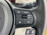 Hondaセンシングの機能のひとつ、アダプティブクルーズコントロール付!アクセルから足を離しても設定したスピードと前車との車間を保ち走行してくれます!車線維持もアシスト☆高速道路で疲労軽減ですね☆