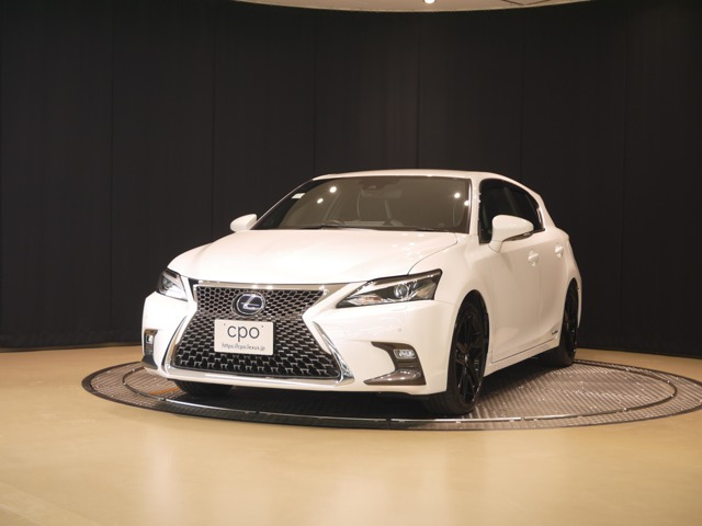 CT 200h ブラック シークエンス