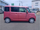 コンパクトな車で小回りがいいです☆運転しやすいです!