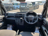 お引渡し前に点検整備を行います!ご購入後も中古車保証付きです!新車時メーカー保証期間が残っている場合は保証継承も行います!※ダイハツ車12ヶ月保証、他メーカー車6ヶ月保証となります。