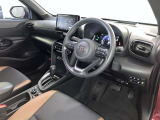 見通しのよいすっきりとした視界で、誰でも運転しやすいです。運転のしやすさは疲れにくさにも繋がりますよ♪
