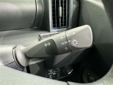 【オートライト】車外の明るさに応じて自動的にライトの点灯・消灯をしてくれます