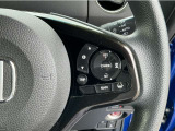 Hondaセンシングの機能のひとつ、アダプティブクルーズコントロール付!アクセルから足を離しても設定したスピードと前車との車間を保ち走行してくれます!車線維持もアシスト☆高速道路で疲労軽減ですね☆