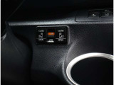 電動のスライドドアで楽々スムース!運転席からも開閉の操作もできます♪キーのスイッチひとつで自動開閉できる便利な機能もついてます♪