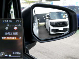 インテリジェントBSW(後側方車両検知警報)・BSI(後側方衝突防止支援システム)死角になりやすい後側方の隣接レーンの車両を検知。気ずかずに車線変更しようとすると、接触を回避するように運転操作を支援。