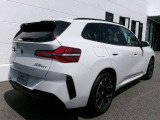 名鉄AUTOオリジナルコーティングMコートをはじめウインドフィルム施工、ドライブレコーダー取付、BMWパフォーマンスアクセサリーなど各種承ります。