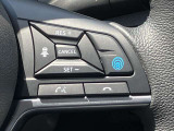 プロパイロットを装備☆アクセル、ブレーキをコントロー ルして前のクルマとの車間距離を保つ手助けをします。 白線を検知し、ハンドルをコントロールして直線道路、カーブにおいても運転支援してくれます!!