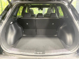 【パワーバックドア】スマートキーや運転席のボタンを押すだけでリアゲートが自動で開閉します!荷物を持っている時や、高い位置にあるバックドアを閉める際に便利な機能です♪
