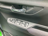 安全安心な走行のために、納車前には小さなクルマを知り尽くしたエキスパートが基本性能に関わる機能や状態を徹底的に点検しています。