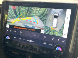 【パノラミックビューモニター】専用のカメラにより、上から見下ろしたような視点で360度クルマの周囲を確認することができます☆死角部分も確認しやすく、狭い場所での切り返しや駐車もスムーズに行えます。