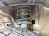 お車を安心してお乗りいただく為には、足回りの定期点検が欠かせません。サービスサポート(有償保証)では無料点検もご提供しており、安心のカーライフをお過ごしいただけるサポート体制が整っています。