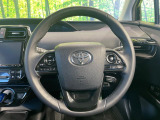【純正革巻きステアリング】上質な革を使用することで、手にしっかり馴染みとても運転しやすいハンドルです♪