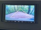 【バックカメラ】駐車時に後方がリアルタイム映像で確認できます。大型商業施設や立体駐車場での駐車時や、夜間のバック時に大活躍!運転スキルに関わらず、今や必須となった装備のひとつです!