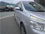 当店では 『低価格の軽自動車』 を中心に販売しています。またトラクターや油圧ショベルの取り扱いにも注力してますので、興味のある方はぜひお電話下さい!