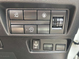 いつでも安心して運転できるようドライバーをサポートしてくれるうれしい機能充実です。
