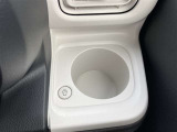 ドリンクホルダー保温機能付きです