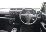 見通しの良いスッキリとした視界で、どなたでも運転しやすいです♪運転のしやすさは疲れにくさにも繋がりますよね♪