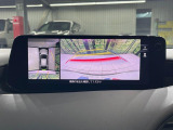 【360&deg;ビューモニター】専用のカメラにより、上から見下ろしたような視点で360度クルマの周囲を確認することができます☆死角部分も確認しやすく、狭い場所での切り返しや駐車もスムーズに行えます。