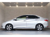 有料になりますが、ホンダ純正のボディーコートもご用意しております!ガラス系やポリマーコーティングなど、お好みに合わせてお選び頂けます!新車の輝きに近づき、洗車などのお手入れも楽々です!