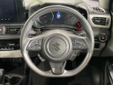 【純正革巻きステアリング】上質な革を使用することで、手にしっかり馴染みとても運転しやすいハンドルです♪