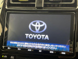 【メーカー純正ナビ】インテリアに溶け込むスタイリッシュな「専用設計」メーカーナビを装備♪視認性や操作性など基本性能にも優れ、より上質なカーライフをお楽しみいただけます。