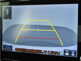 バックガイドモニターが装備されていますので、後方視界もしっかり確保出来ます!車庫入れが苦手な方も安心のアイテム!!