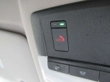SOSコール搭載車です。スイッチによる任意起動とエアバッグが作動による自動起動で、緊急通報が可能です。(別途、有料申し込み)