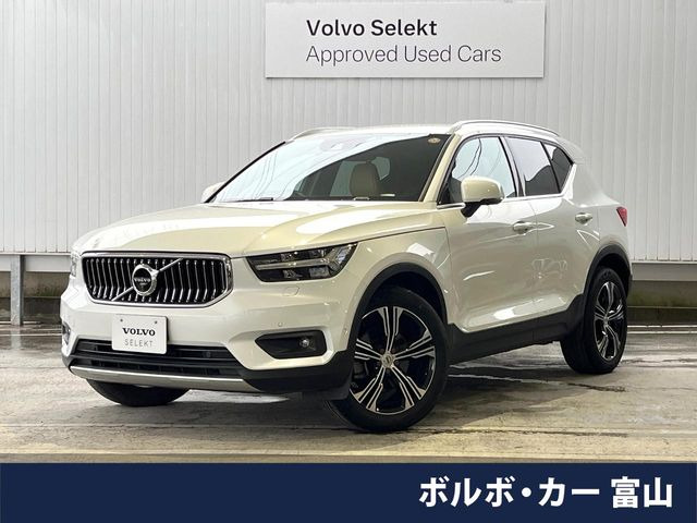 XC40 B4 AWD インスクリプション 4WD 