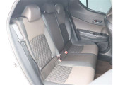 弊社でお車をご購入頂いたお客様は、一部車種を除いて【オイル交換永久無料】となっております。※詳細はスタッフまでお問合せ下さい。