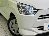 【LEDヘッドライト】悪天候や夜間走行時も良好な視界を確保し安心して運転できる高輝度LEDヘッドライトを装備!点灯速度が早く、消費電力も抑えられています。