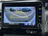 バックカメラ搭載なので後方時に車体後ろが確認出来る為、運転の苦手な方やたまに乗る方でも安心して車庫入れが出来ます☆