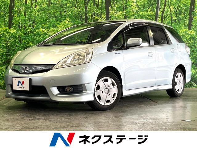 フィットシャトルハイブリッド 1.3 スマートセレクション ファインライン