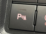 【クリアランスソナー】バンパーに付いたセンサーが障害物を検知!一定の距離に近づくとアラートで教えてくれます♪狭い駐車スペースや車庫入れ時も安心ですね☆