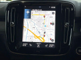 【9インチタッチスクリーン純正HDDナビ】「Apple Car Play」「Android Auto」対応のボルボ先進ナビゲーション「SENSUS」。最新地図データへ無料更新してお渡しします。