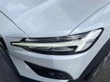 LEDヘッドライト:夜間走行時も良好な視界を確保し安心して運転できる高輝度LEDヘッドライトを装備!点灯速度が早く、消費電力も抑えられています。