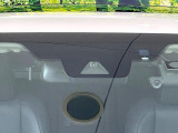 【プリクラッシュセーフティ】前方の車両等を検知し、衝突しそうな時は警報で注意を促し、ブレーキを踏む力をサポート。ブレーキを踏めなかった場合は衝突被害軽減ブレーキが作動、衝突回避をサポートします。