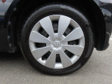 ホイールをドレスアップする純正のホイールキャップ【155/65R14 ラジアルタイヤ】