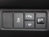 VSA(Vehicle Stability Assist)が装備!!VSAはコーナリング時の横滑りを抑制する機能と車両の急激な挙動変化を抑える機能で、安定した走行を実現していいます!!